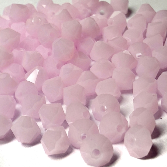 Picture of Swarovski 5328 Xilion Bead 4mm Rose Alabaster x100