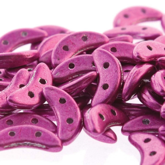 Picture of CzechMates Crescent 3x10mm Saturated Metallic Fuschia x10g 