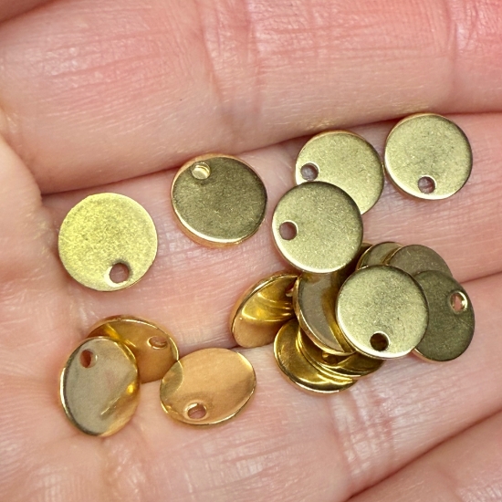 Picture of Stainless Steel blank Round tag 8mm w/ 1.2mm hole Gold x10