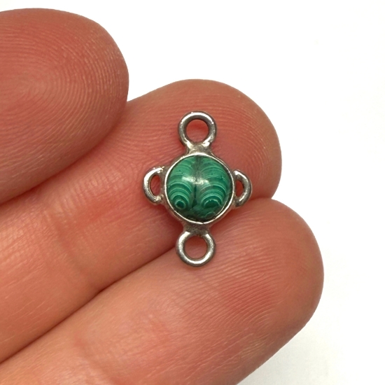 Picture of 925 Silver Pendant 15x10mm w/ round Malachite Cabochon x1