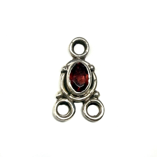 Picture of 925 Silver Pendant 18x10mm w/ 3 loops Garnet x1