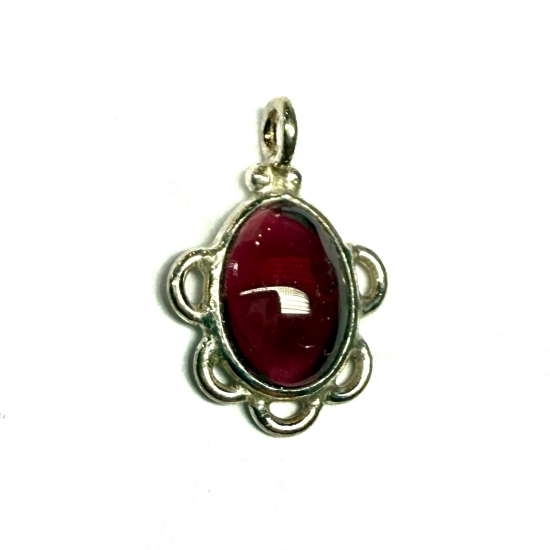 Picture of 925 Silver Pendant 16x11mm w/ round Garnet Cabochon x1