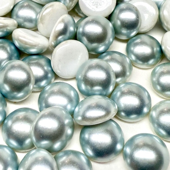 Picture of Preciosa Nacre Cabochon 8mm Light Blue x10