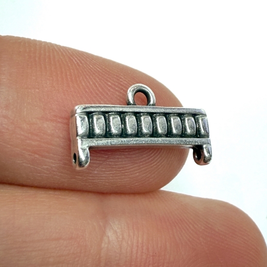 Picture of Cymbal - Kouroupa Delica Bead Ending 11/0 15mm Silver Plate x1
