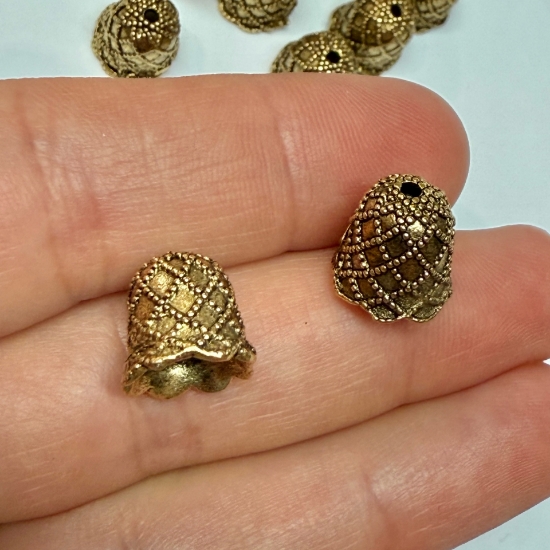 Picture of Quest Cone Ø8mm Antique Gold x2