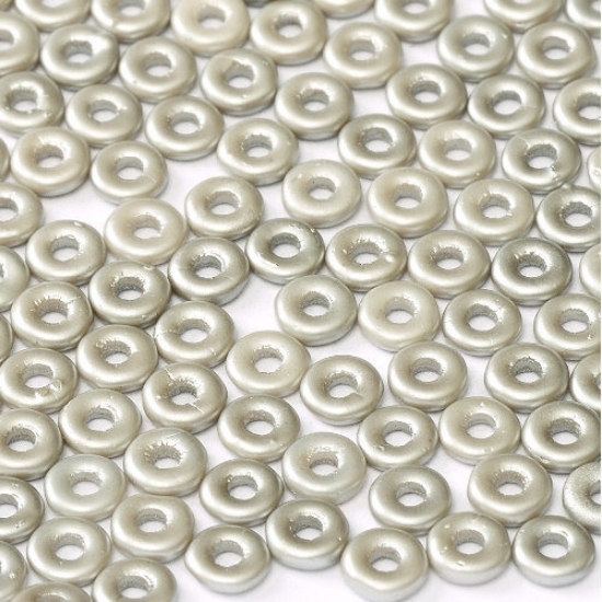 Picture of O Bead 4mm Pastel Light Grey x5g