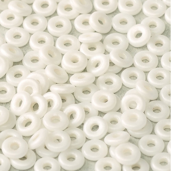 Picture of O Bead 4mm Silk Mat White x8g