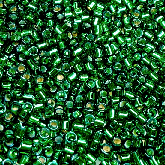 Picture of Miyuki Delica 10/0 DBM605 Silver Lined Emerald x10g 