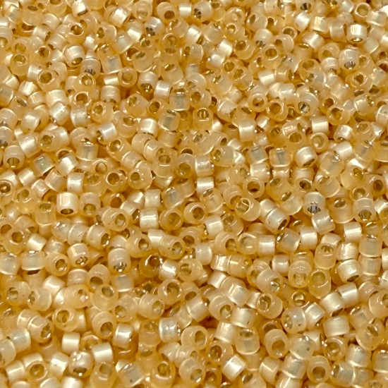 Picture of Miyuki Delica 11/0 DB621 Silver Lined Beige Alabaster Dyed x10g