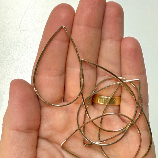 Picture of Drop 47x30mm 18kt Gold Plate x1