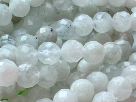Picture of Moonstone bead 4mm faceted round x38cm