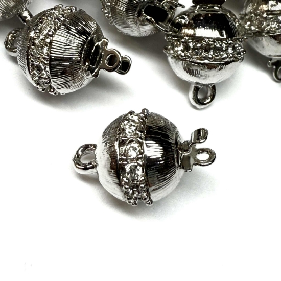 Picture of Neumann Clasp Diamond Equator Brushed 10mm round round with Swarovski Crystals Rhodium Plated x1 