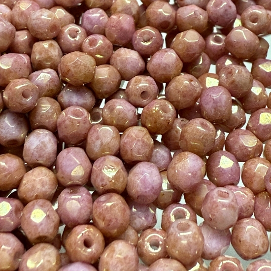 Picture of Fire-Polished 4mm Chalk White Red Luster x100