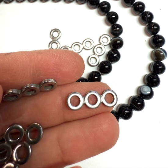 Picture of Stainless Steel Link 22x7x2mm triple ring x5