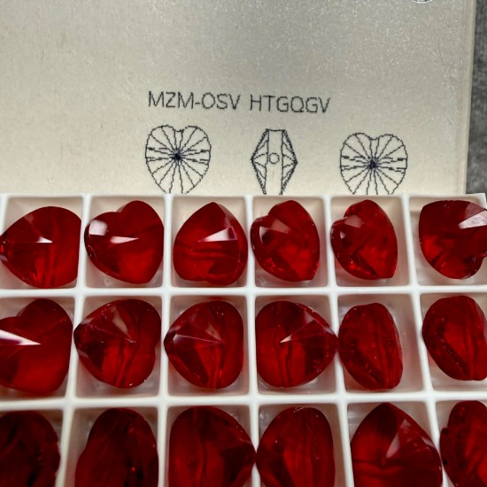 Image de Swarovski 5742 Heart bead 10mm Siam x1