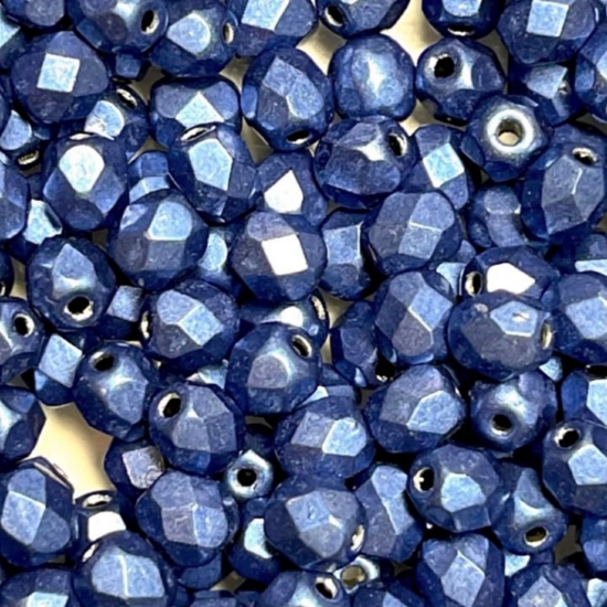 Picture of Fire-Polished 4mm Saturated Metallic Navy Peony x100