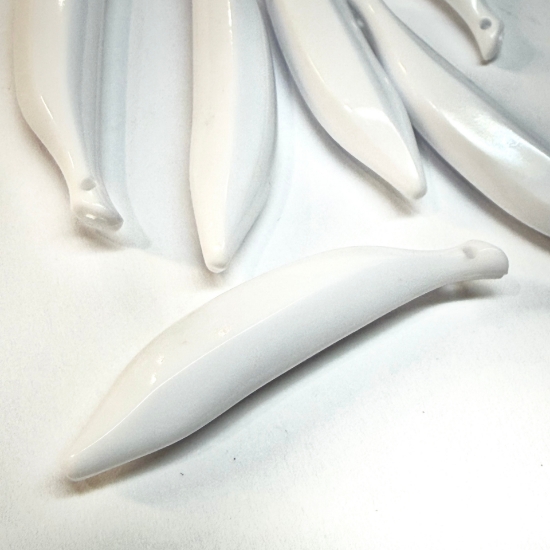 Picture of Vintage Acrylic Pendant Banana 50x10mm White x1
