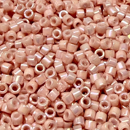 Bild von Miyuki Delica 11/0 DB207 Opaque Peach Luster x10g