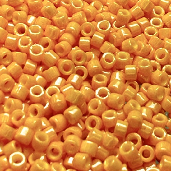 Bild von Miyuki Delica 11/0 DB651 Dyed Opaque Squash x10g