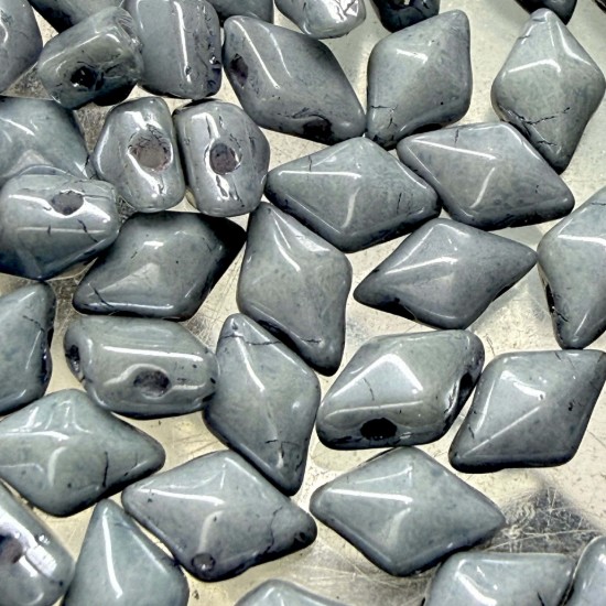 Bild von DiamonDuo 2-hole 5x8mm Grey Blue Luster x10g