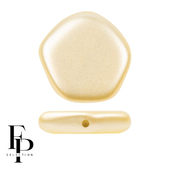 Picture of Cute Polygon 15mm Pastel Cream x1