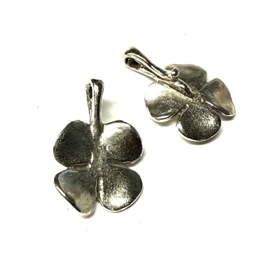 Изображение Charm Clover 20x14mm Antiqued Silver x1
