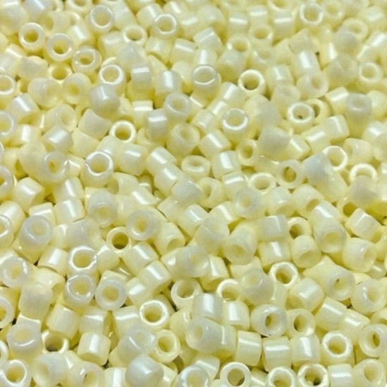 Picture of Miyuki Delica 11/0 DB1491 Opaque Eggshell x10g