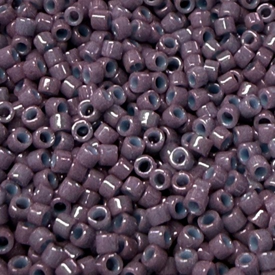 Afbeeldingen van Miyuki Delica 11/0 DB662 Dyed Opaque Dark Mauve x10g