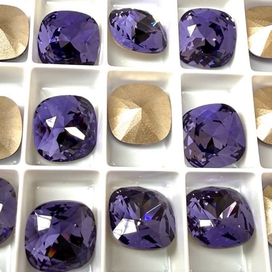 Picture of Swarovski 4470 Cushion Square 12mm Tanzanite x1