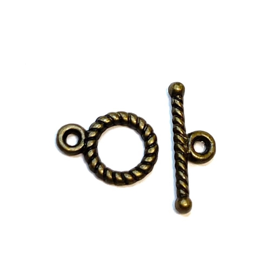 Picture of Clasp Toggle 13x10mm round carved Bronze x1