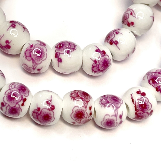 Picture of Porcelain bead 8mm w/round flower motif Pink/White x33cm