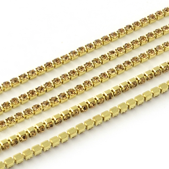 Picture of Strass Brass Chain 2.2mm raw brass  - Light Topaz  x1m