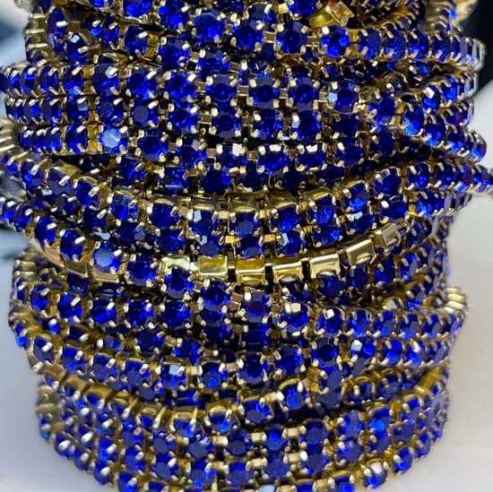 Picture of Strass Brass Chain 2.2mm Sapphire  x1m 