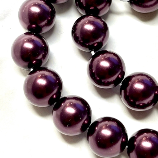 Picture of Preciosa Nacre Round Maxima 12mm Light Burgundy Pearl x6