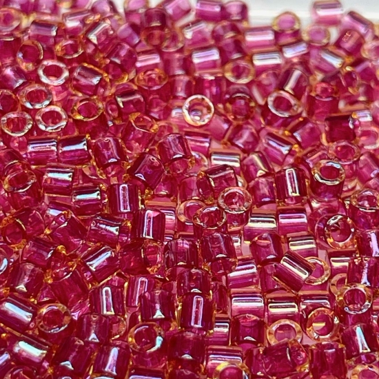 Picture of Miyuki Delica 8/0 DBL62 Lined Light Cranberry x10g