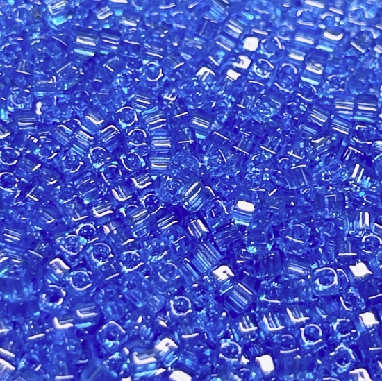 Picture of Miyuki Cubes 1.8mm 150 Transparant Sapphire x10g