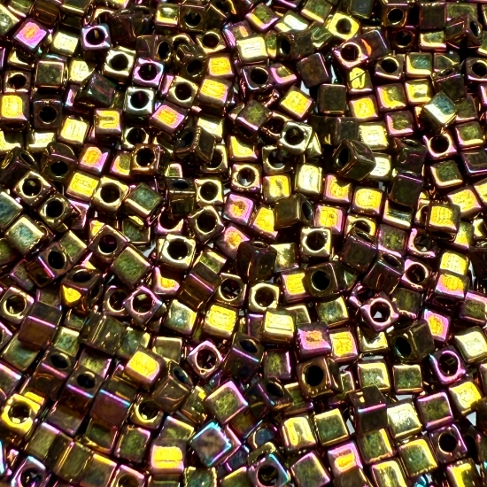 Picture of Miyuki Cubes 1.8mm 462 Metallic Gold Iris x10g