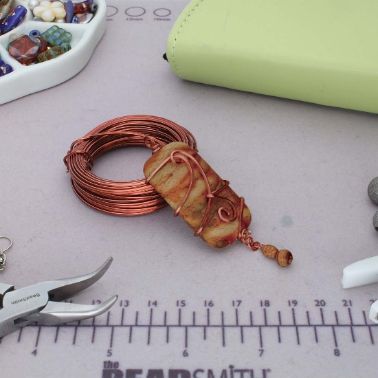 Picture of Wire Elements Tarnish-Resistant Wire 18 Gauge (1mm) Square Medium Temper Copper x6.4m