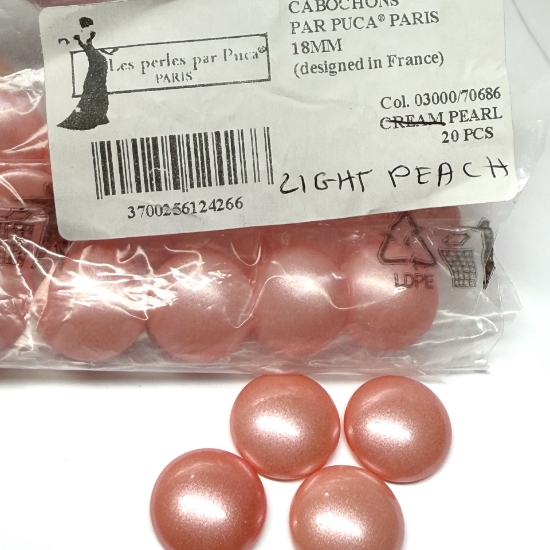 Picture of Cabochons par Puca® 18mm Light Peach Pearl x1